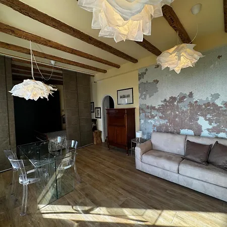 Stylish Seaside With Garden & Gulf Views Apartment Triest