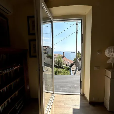 アパート Stylish Seaside With Garden & Gulf Views