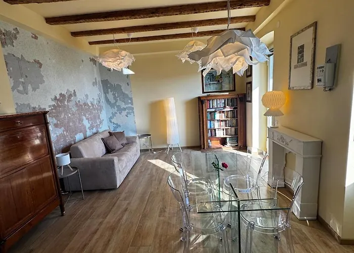 Apartamento Stylish Seaside With Garden & Gulf Views Trieste