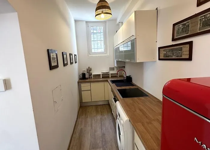 Stylish Seaside With Garden & Gulf Views