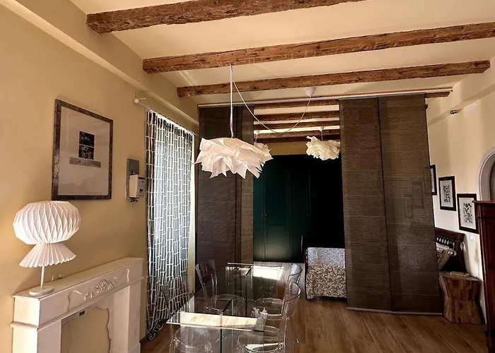 Stylish Seaside With Garden & Gulf Views Apartamento *