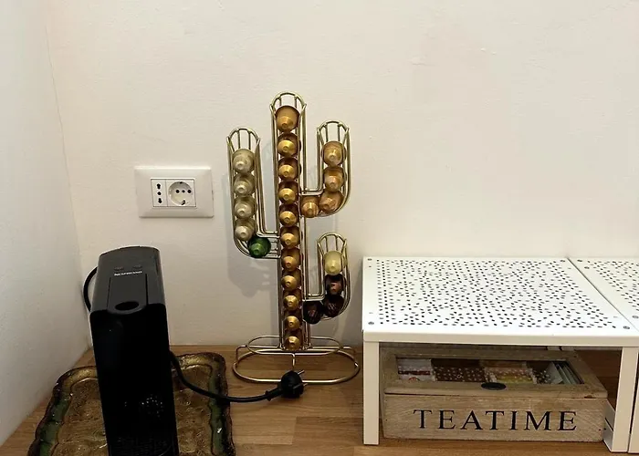 Stylish Seaside With Garden & Gulf Views Apartamento